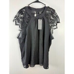 NWT LIV LOS ANGELES Plus 1X black Lace Shoulder Cap Sleeve Crinkle Top